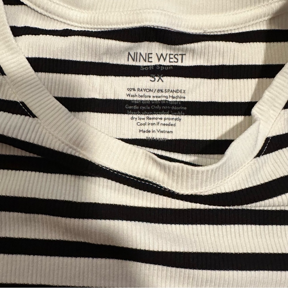 🖤 NWT Nine West Black & White Striped Elbow Sleeve Fitted Tee – Size 3X 🖤 - Picture 4 of 6